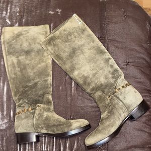 Ferragamo Long Boots 💚